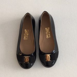 Black Patent Ferragamo Varina Ballet Flat